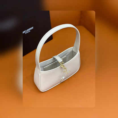 Anum Bags - Best High-End Brands in One Place - AFFORDABLE LUXURY BAGS - 15104