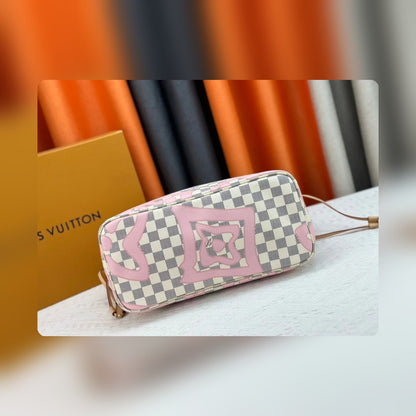 Anum Bags Detail