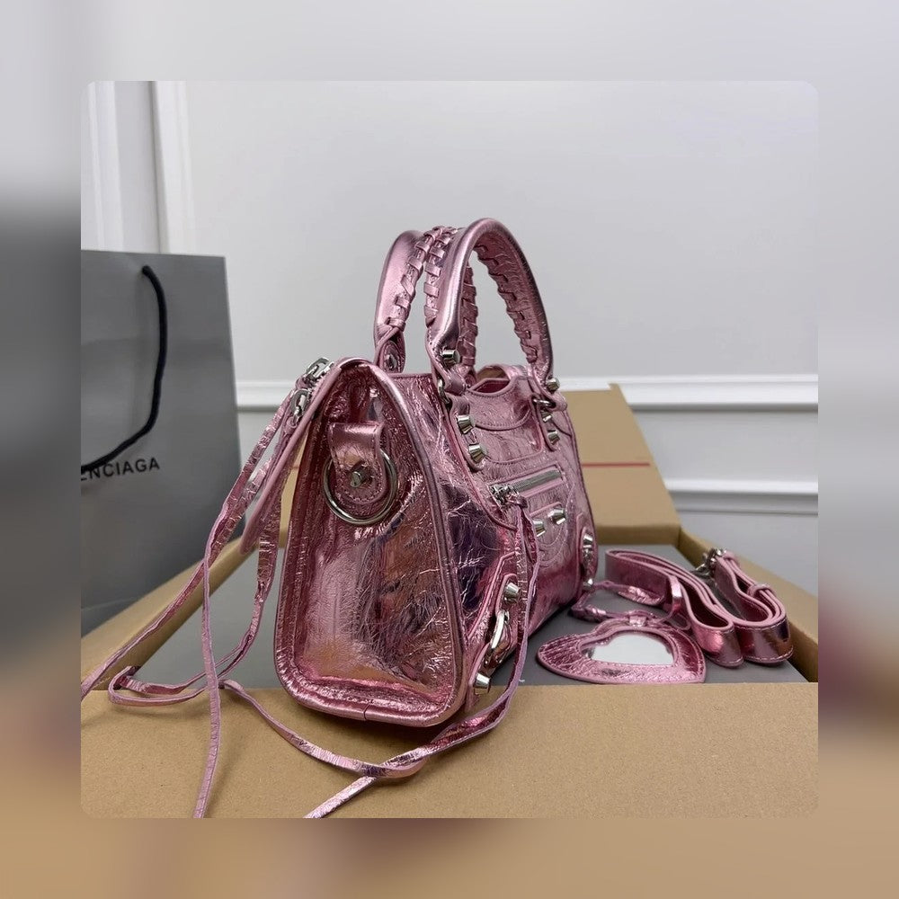 new-luxury-designer-bags-nm24052
