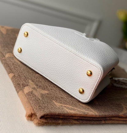 Anum Bags Detail