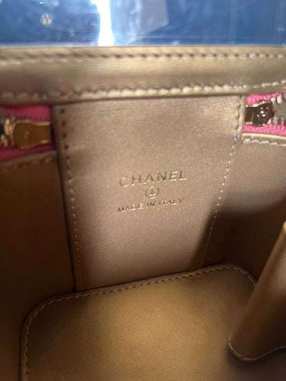 Anum Bags Detail