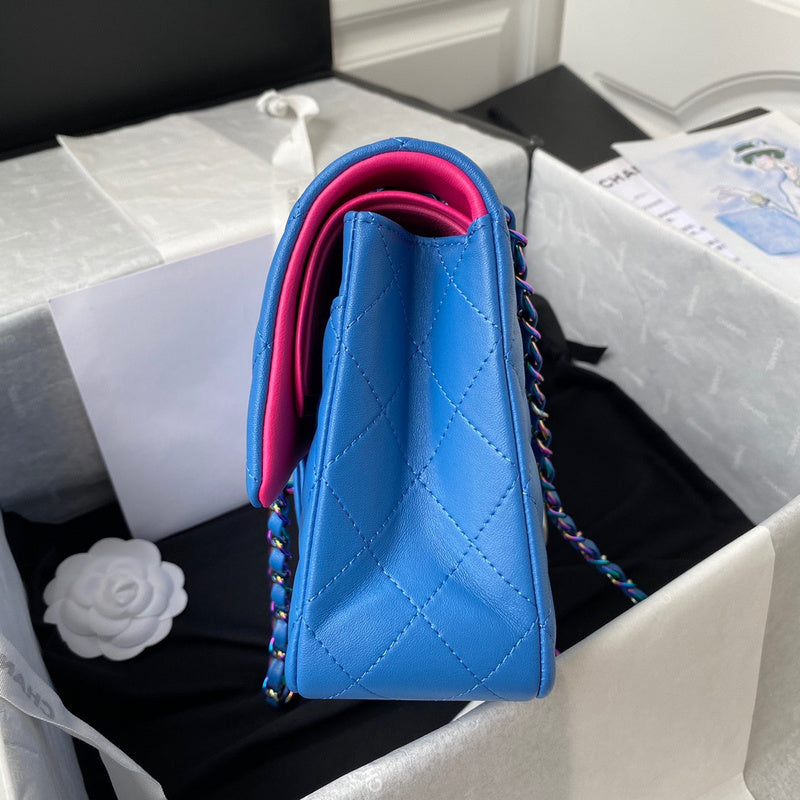 Anum Bags Detail