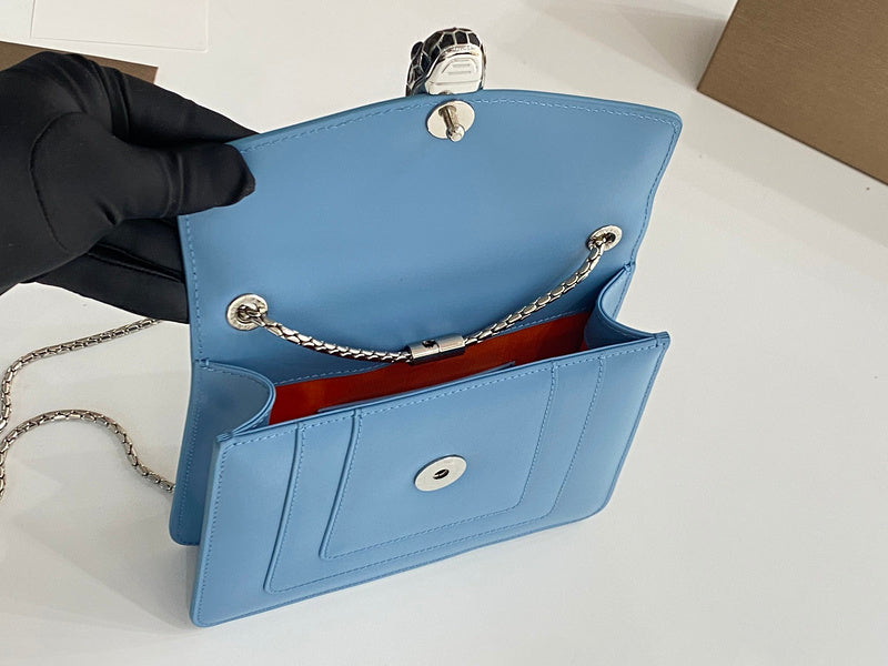 Anum Bags Detail
