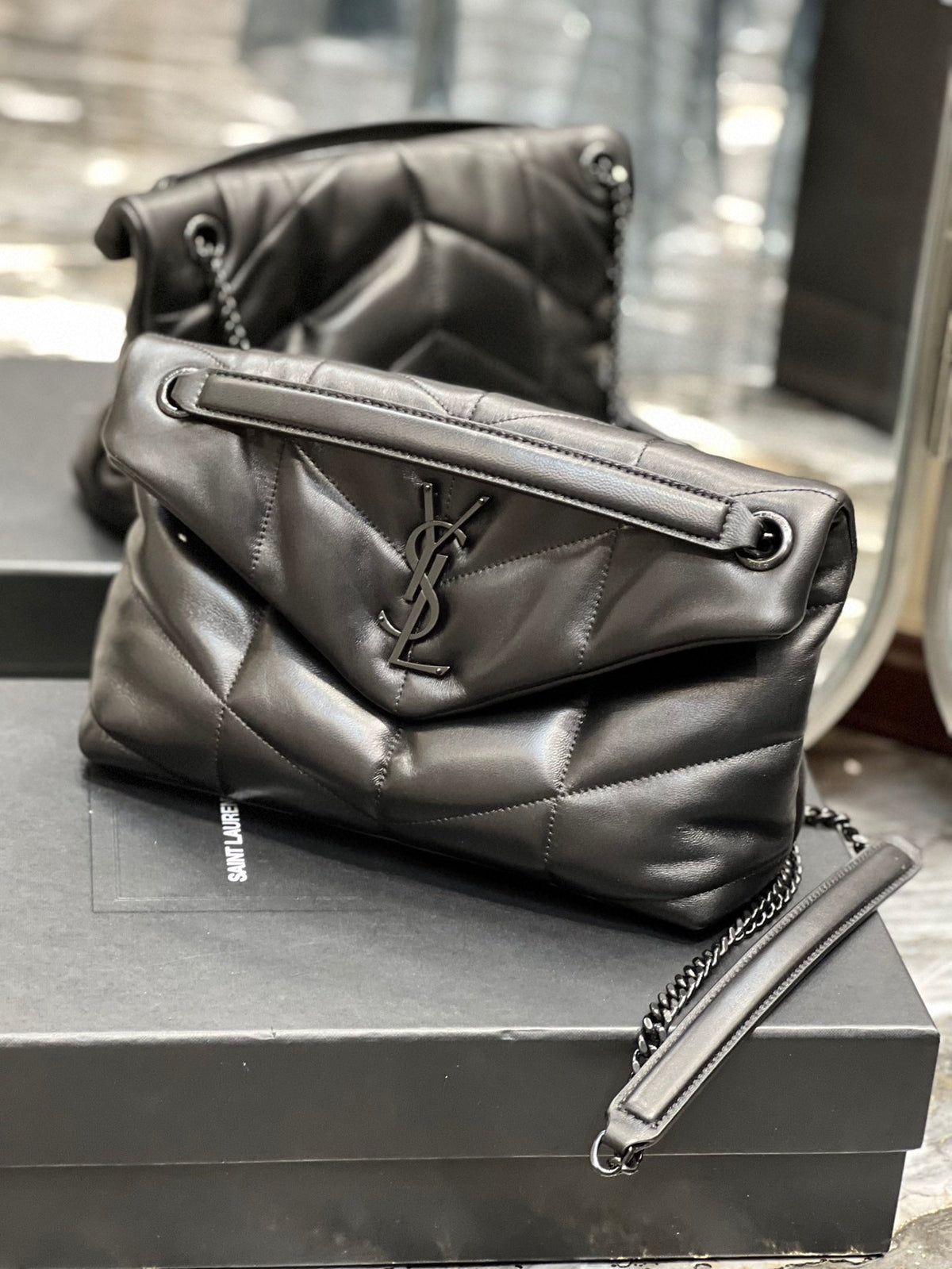 Anum Bags Detail