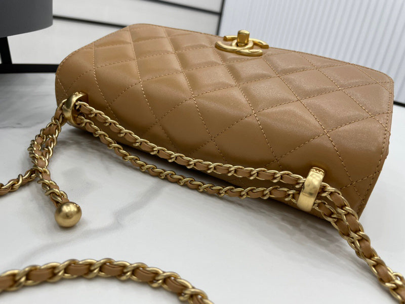 Anum Bags Detail