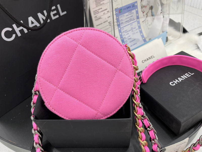 Anum Bags Detail