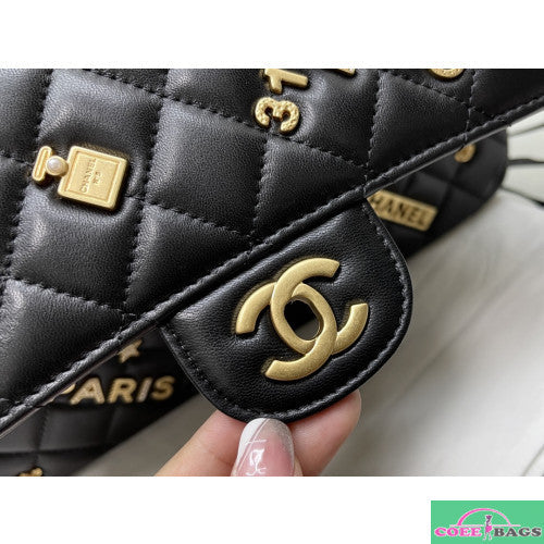 Anum Bags Detail