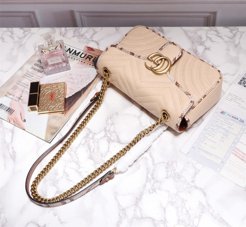Anum Bags Detail
