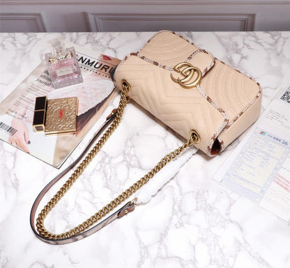 Anum Bags Detail