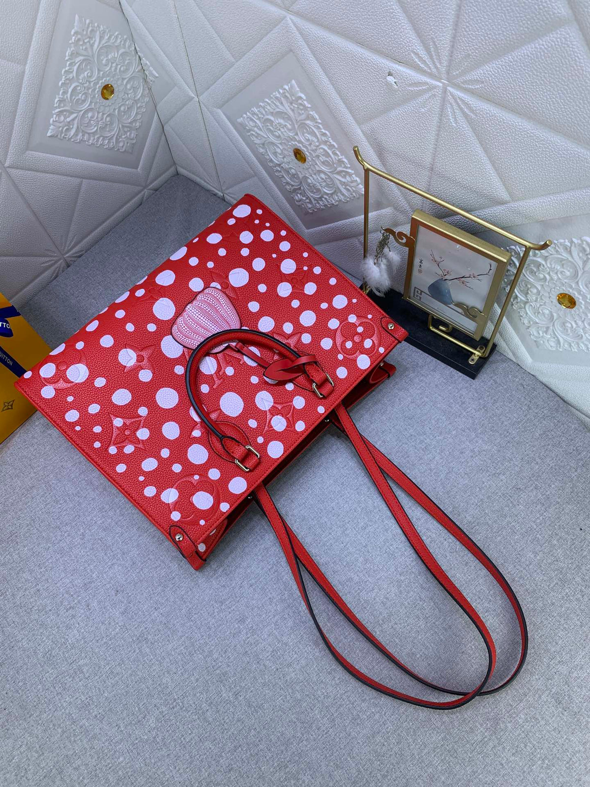 Anum Bags Detail