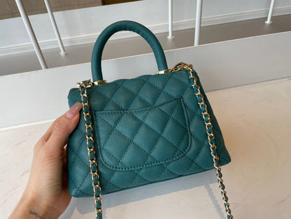 Anum Bags Detail