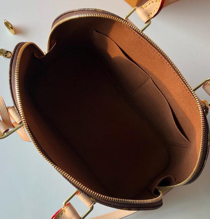 Anum Bags Detail
