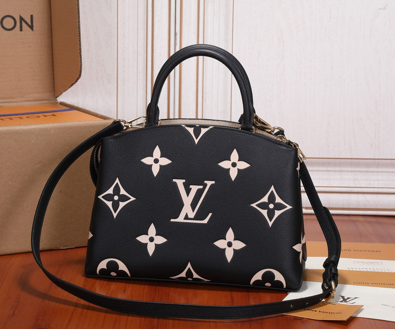 VBS Fashion Bags - 16800