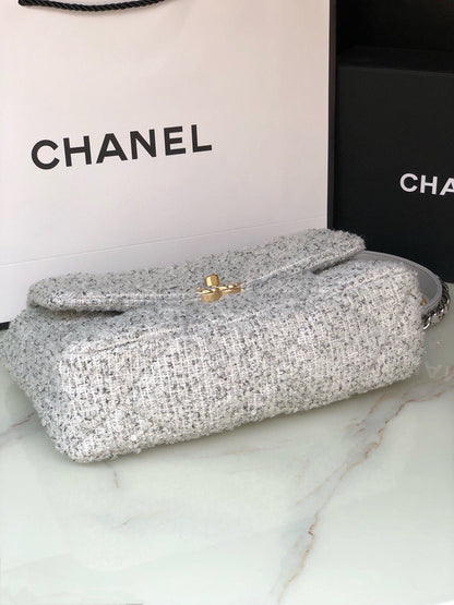Anum Bags Detail