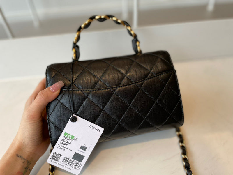Anum Bags Detail