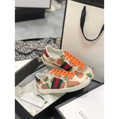 Anum Bags MO-GCI ACE LEATHER SNEAKER WITH STRAWBERRY 107