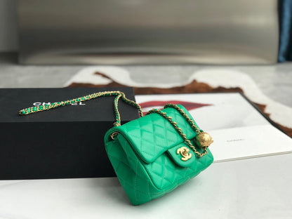 Anum Bags Detail