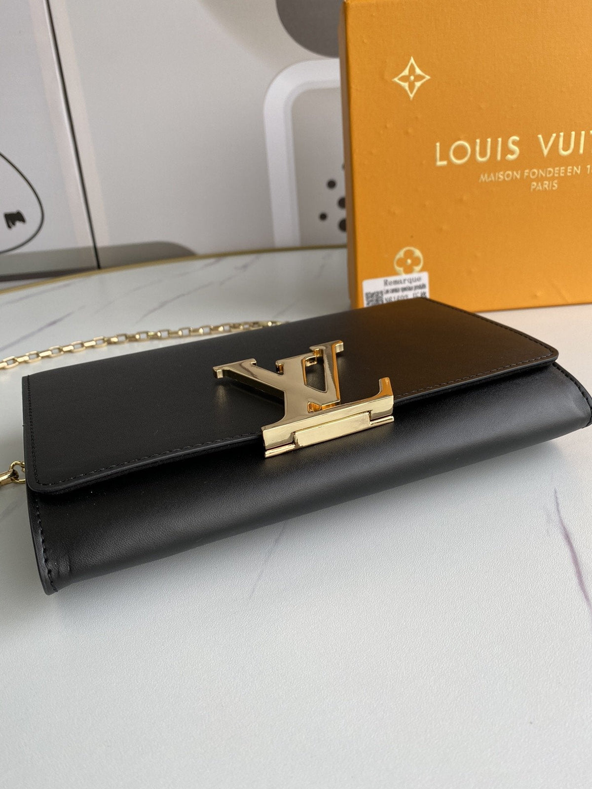 Anum Bags Detail
