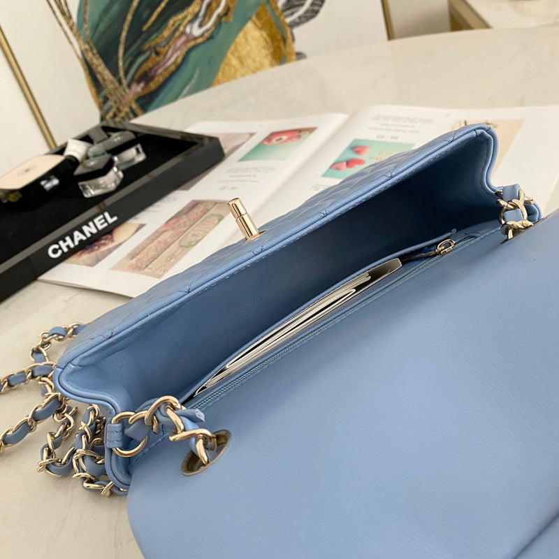 Anum Bags Detail