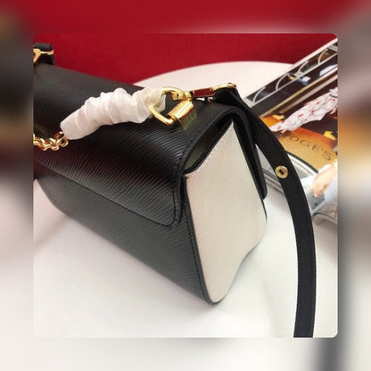 Anum Bags Detail