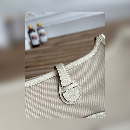 new-luxury-designer-bags-nm23347
