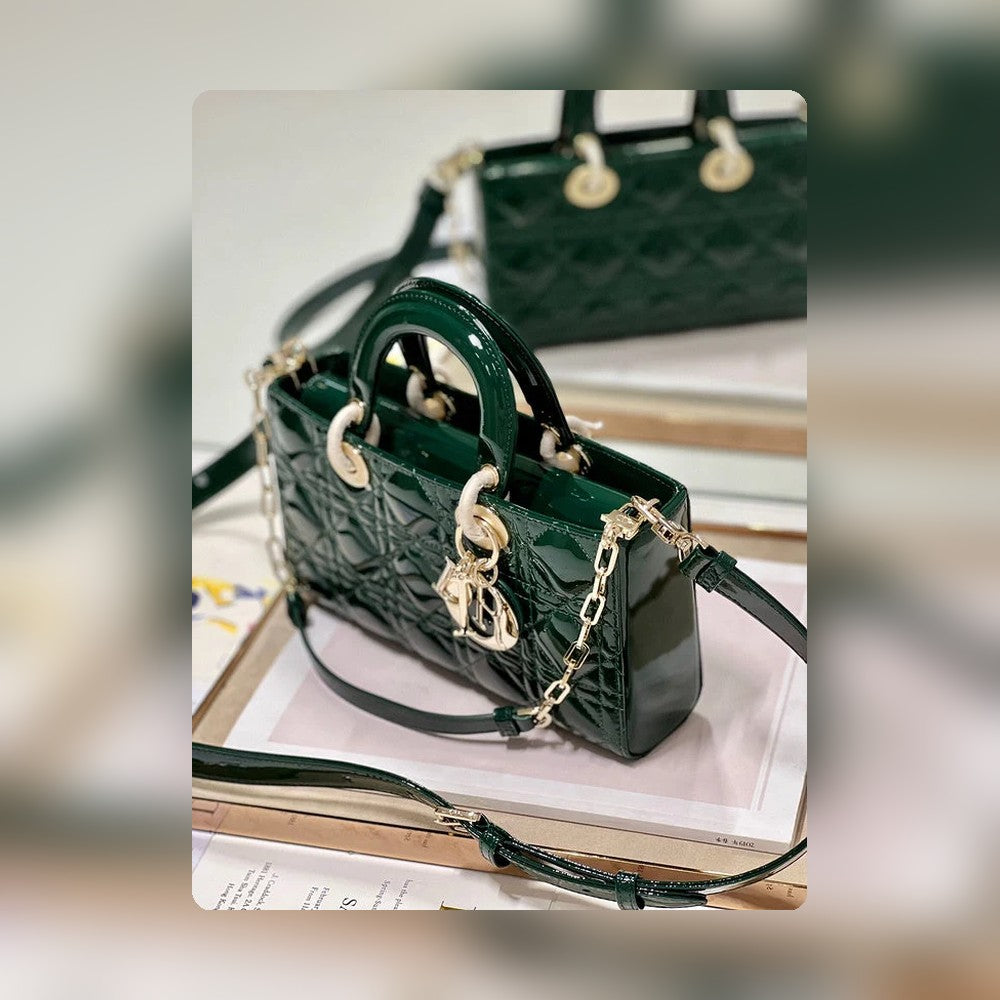 Anum Bags Detail