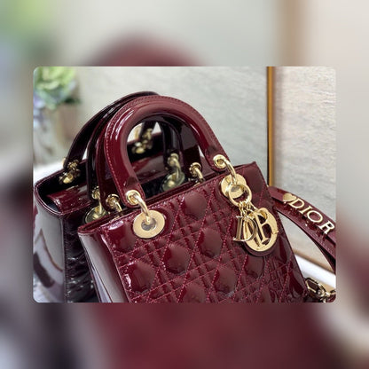 Anum Bags Detail