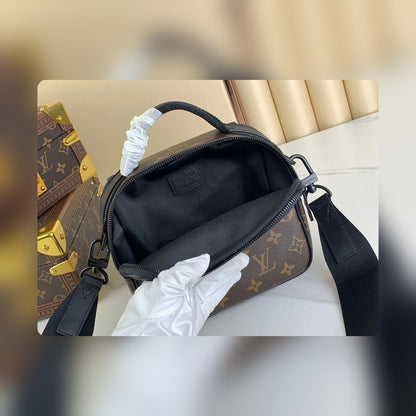Anum Bags ln Luxury Bag --56152