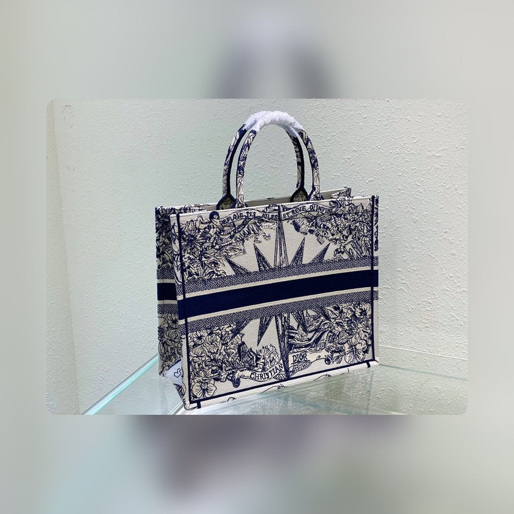 Anum Bags Detail