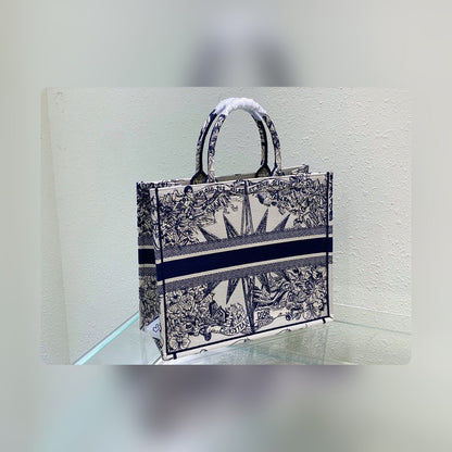 Anum Bags Detail