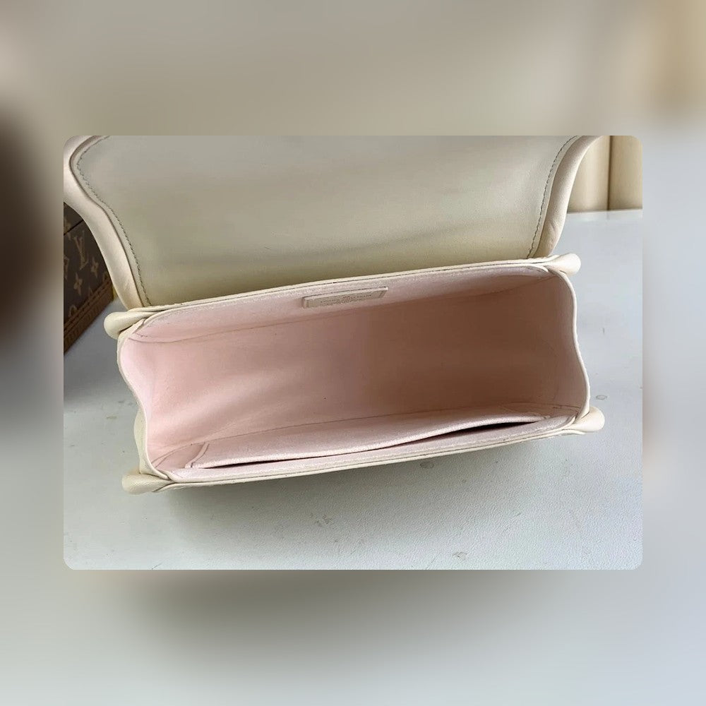 Anum Bags ln Luxury Bag --56174