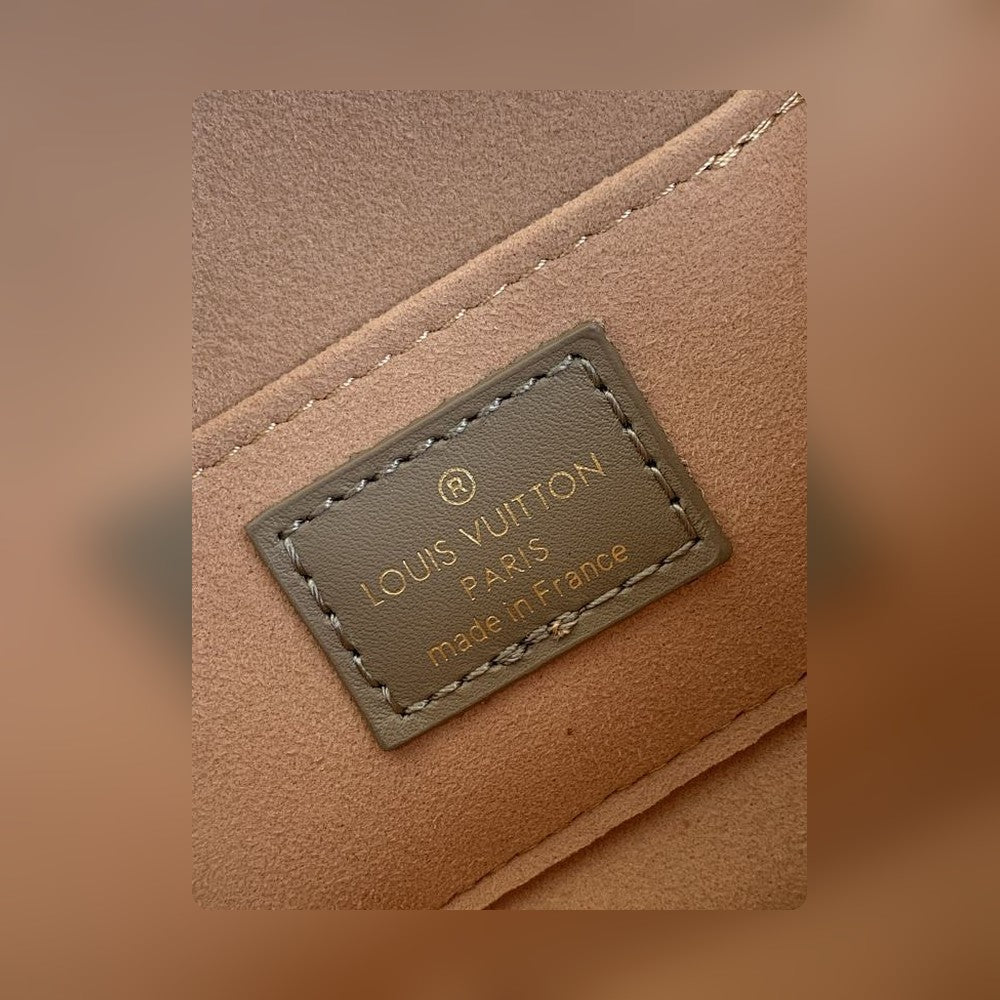 Anum Bags ln Luxury Bag --56221