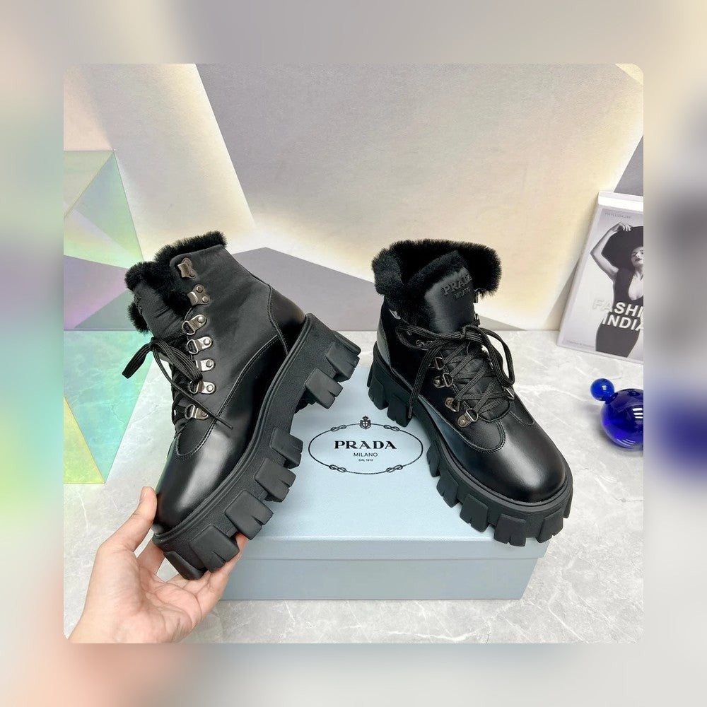 VBS LEATHER CHUNKY ANKLE BOOTS BLACK