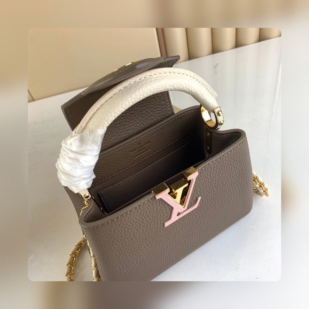 Anum Bags ln Luxury Bag --56317