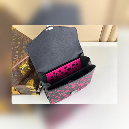 Anum Bags ln Luxury Bag --56726