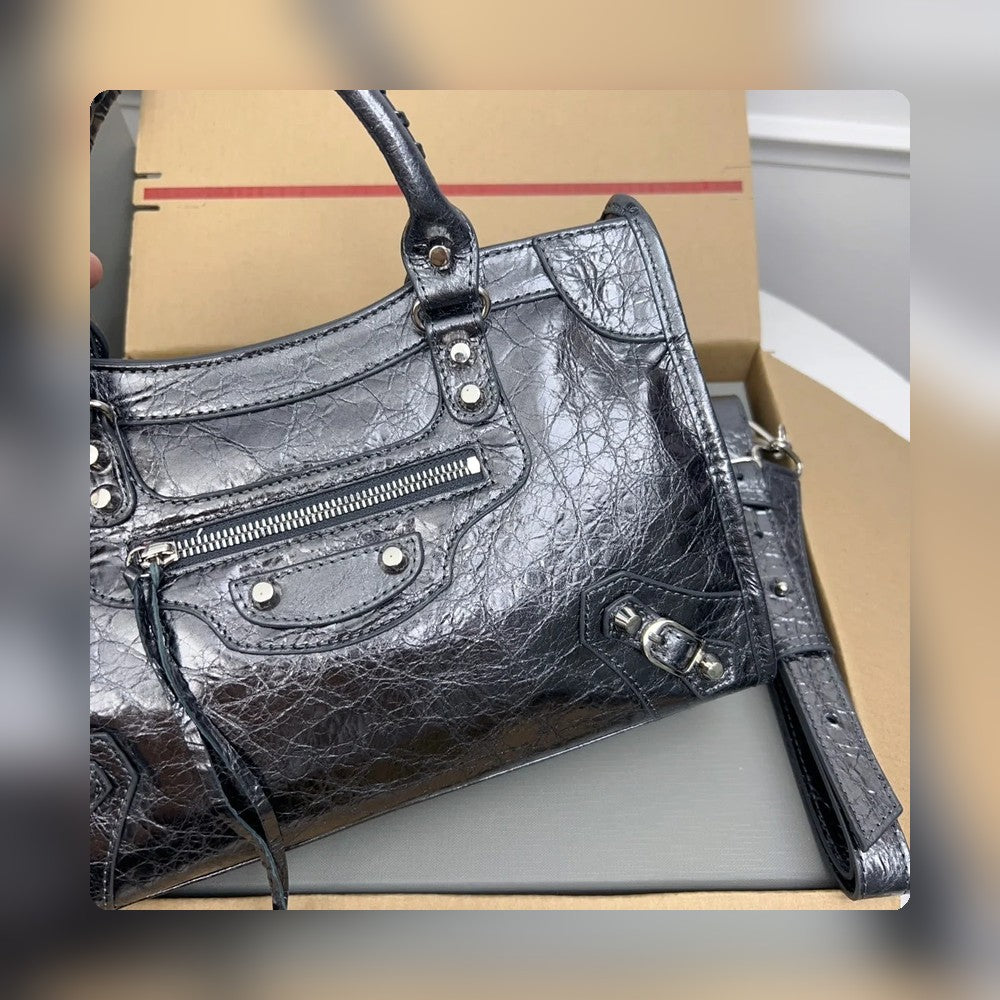 new-designer-premium-bags-nm24026