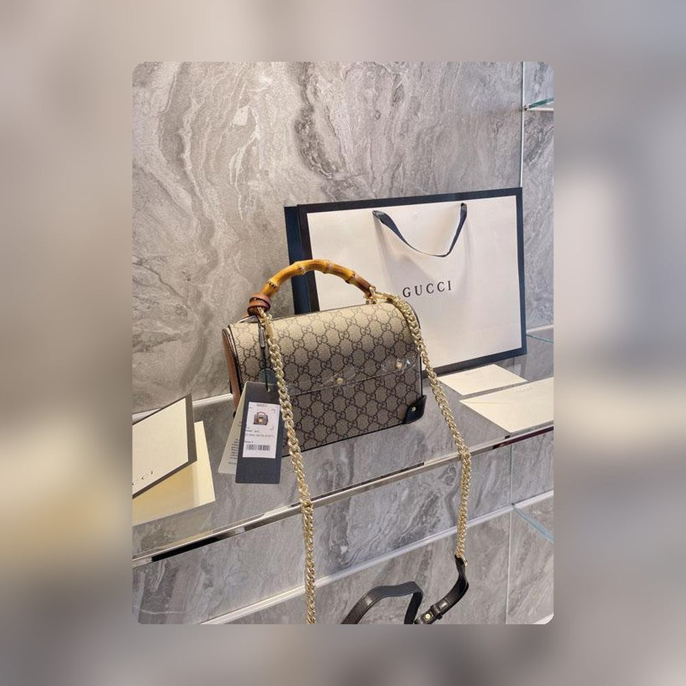 Anum Bags Detail