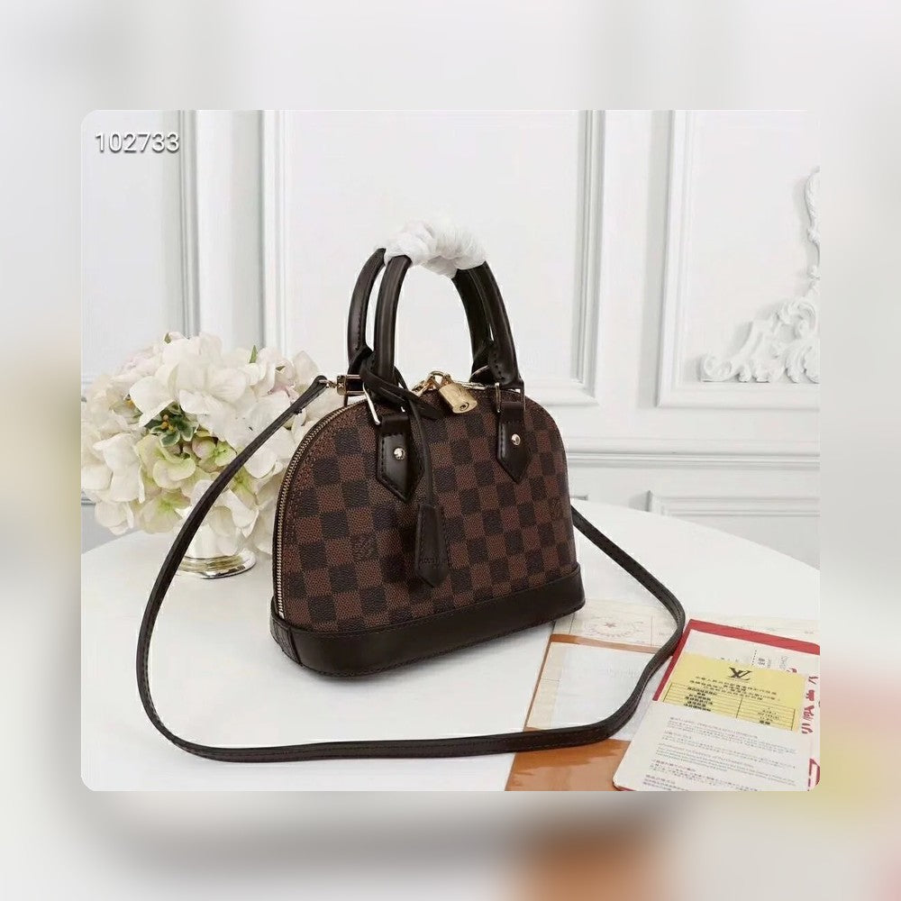 Anum Bags Detail