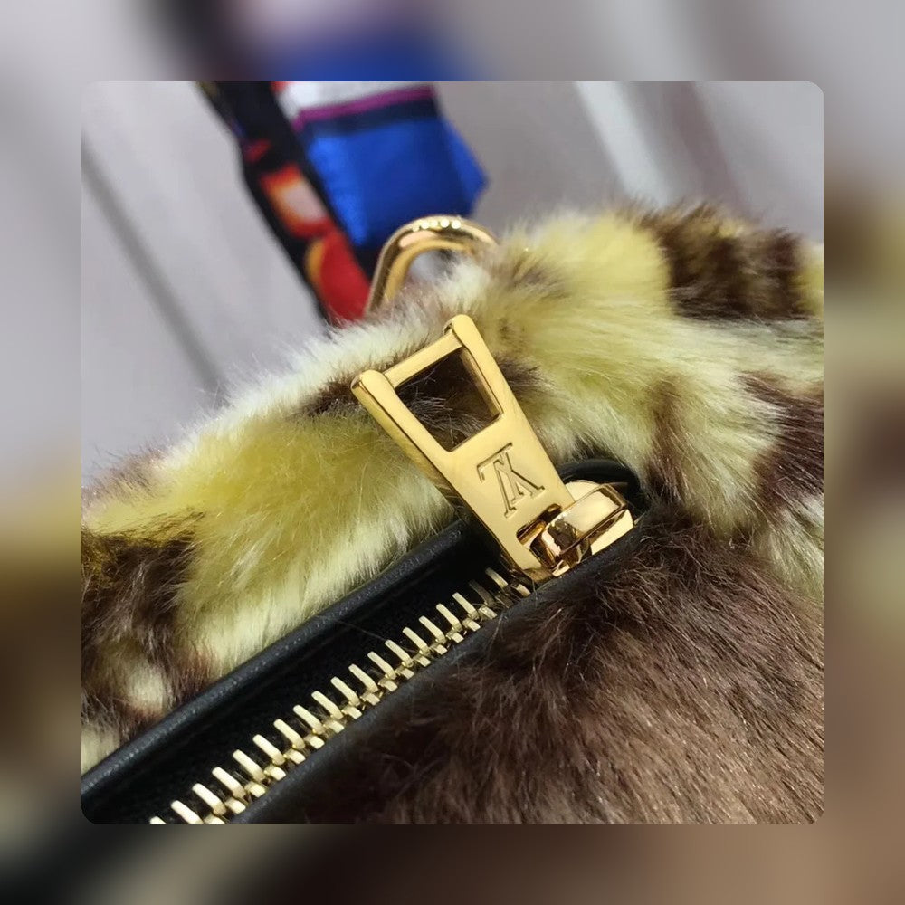 Anum Bags - High-Quality Designer Products for You - AFFORDABLE LUXURY BAGS - 4243