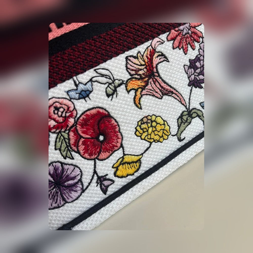 Anum Bags Detail
