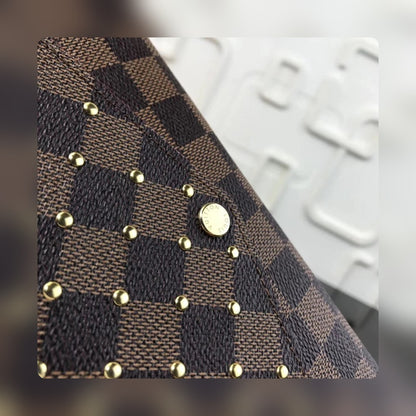 Anum Bags Wallets - High-Quality Designer Products for You - AFFORDABLE LUXURY - 4547