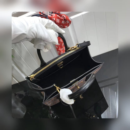 Anum Bags - Premium Luxury Goods and Accessories - AFFORDABLE LUXURY BAGS - 4022