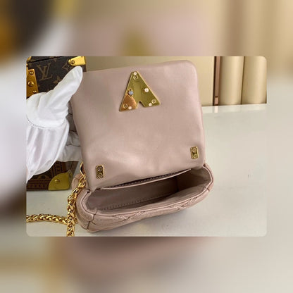 Anum Bags ln Luxury Bag --58403