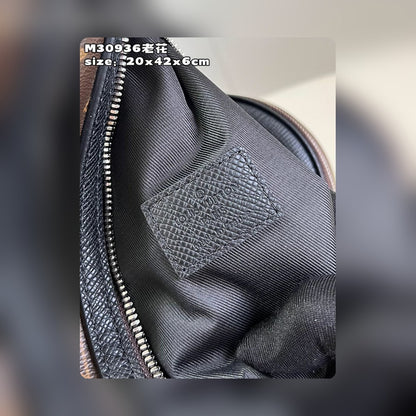 Anum Bags Detail