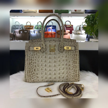 new-luxury-designer-bags-nm23520
