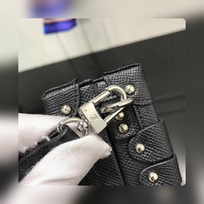 Anum Bags - High-Quality Designer Products for You - AFFORDABLE LUXURY BAGS - 3839