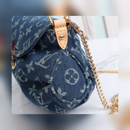 Anum Bags Detail