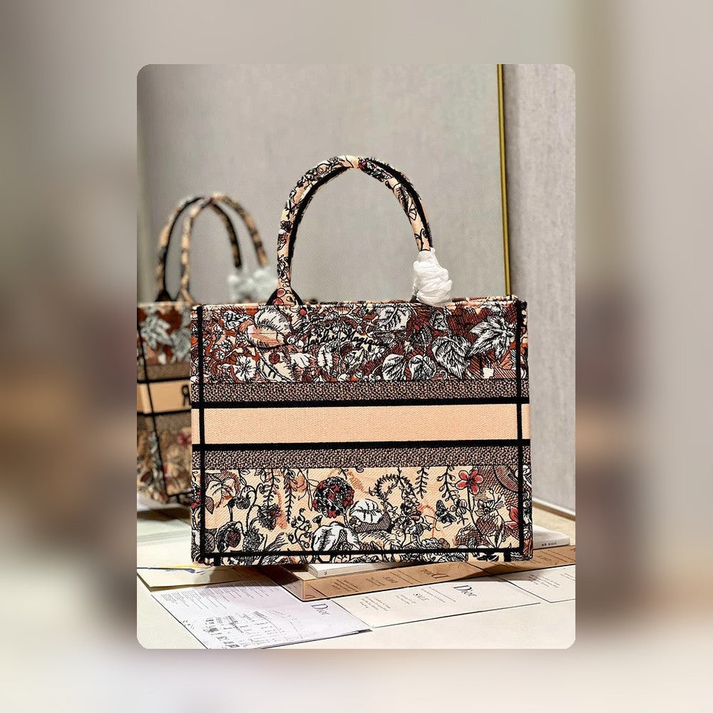 Anum Bags Detail
