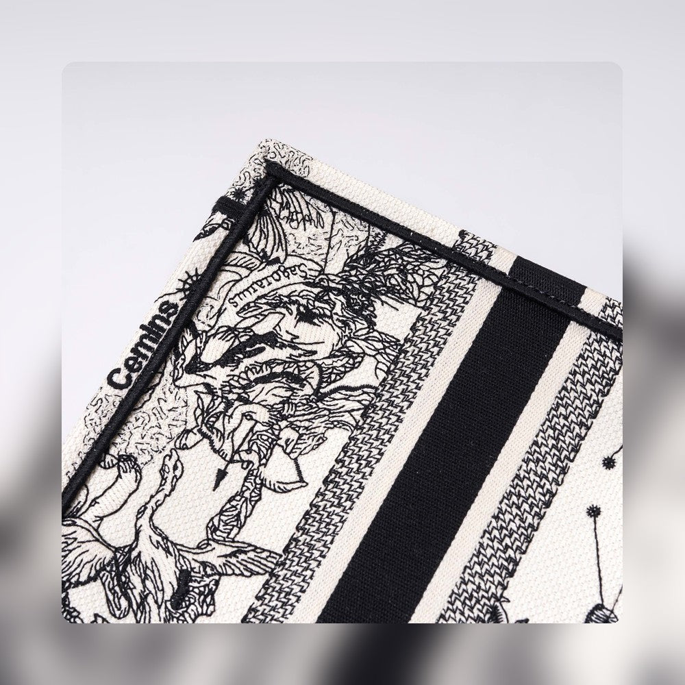 Anum Bags Detail