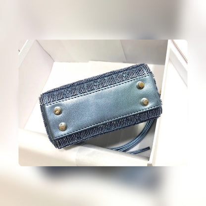Anum Bags Detail